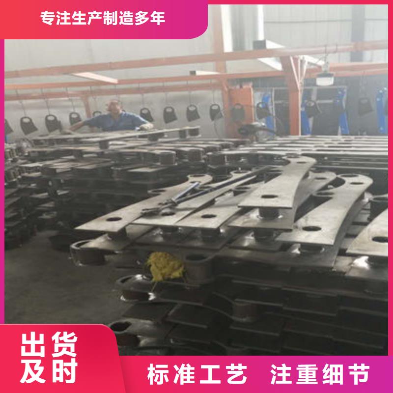 公路护栏【【中央分隔栏】】工厂价格