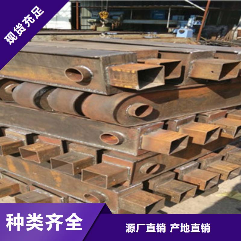 立柱不锈钢复合管道路景观护栏畅销本地