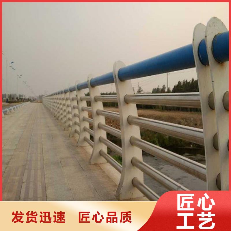 澄迈县桥梁混凝土防撞护栏结构lcbq护栏厂