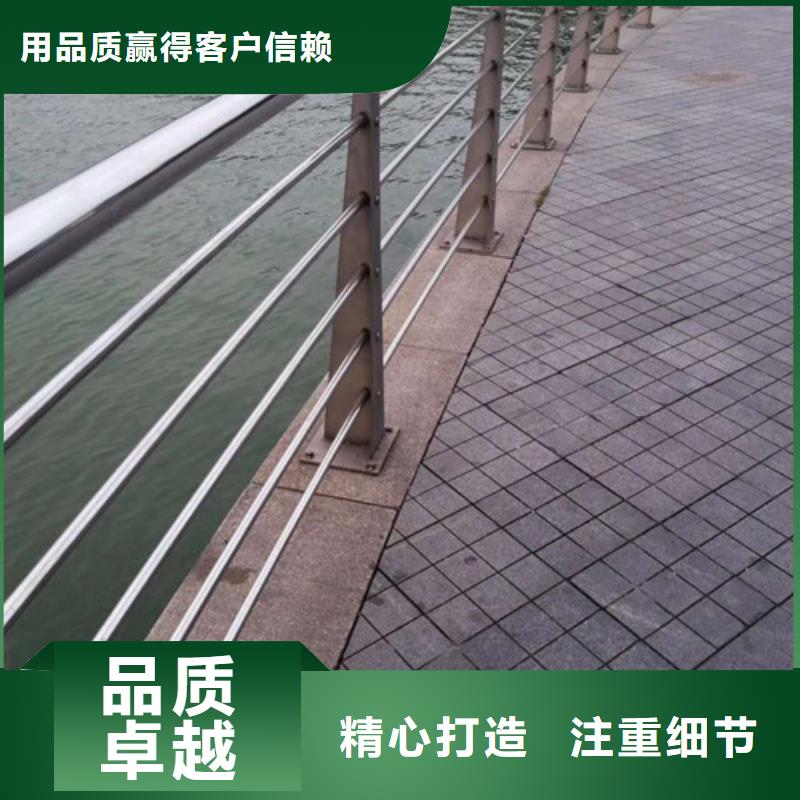 交通护栏图片