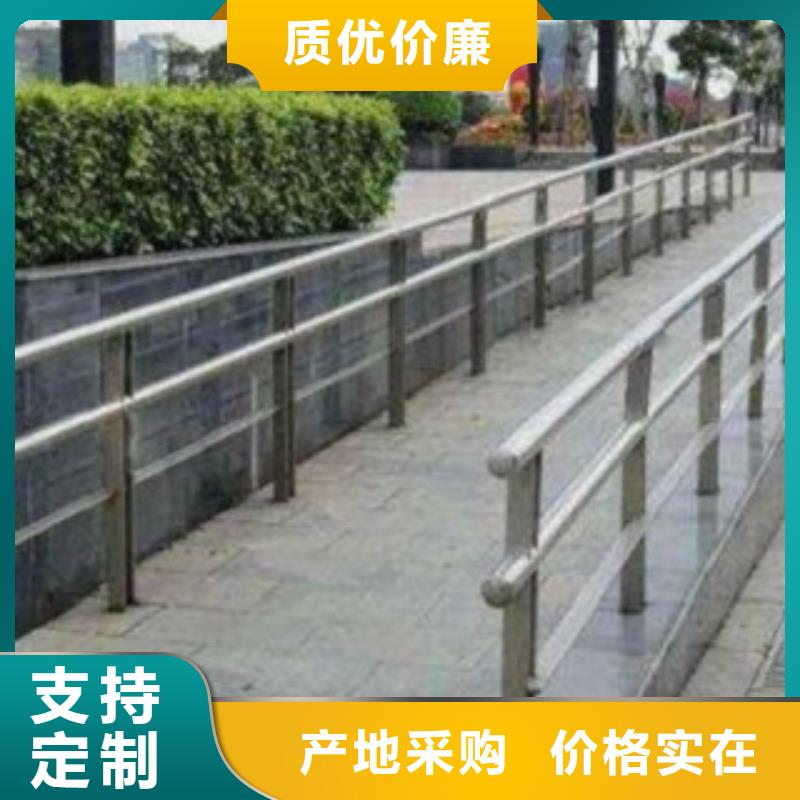 道路交通隔离护栏-坚固牢靠
