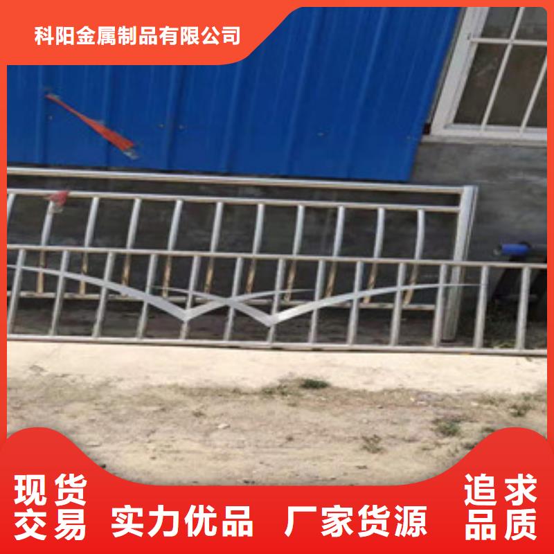 防撞护栏q235b波形护栏板设计合理
