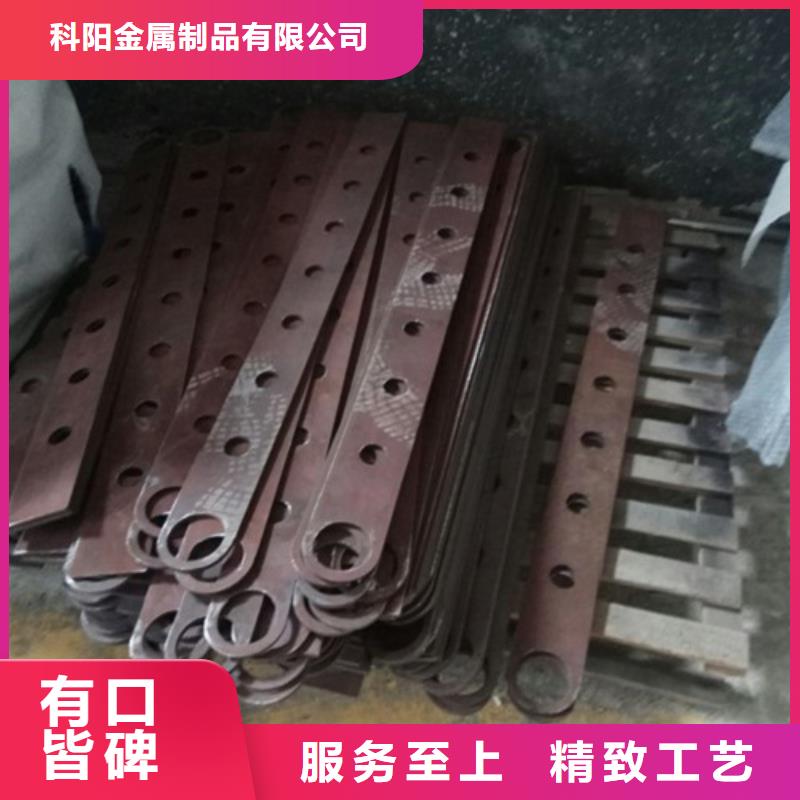 蓝色钢板立柱免费报价