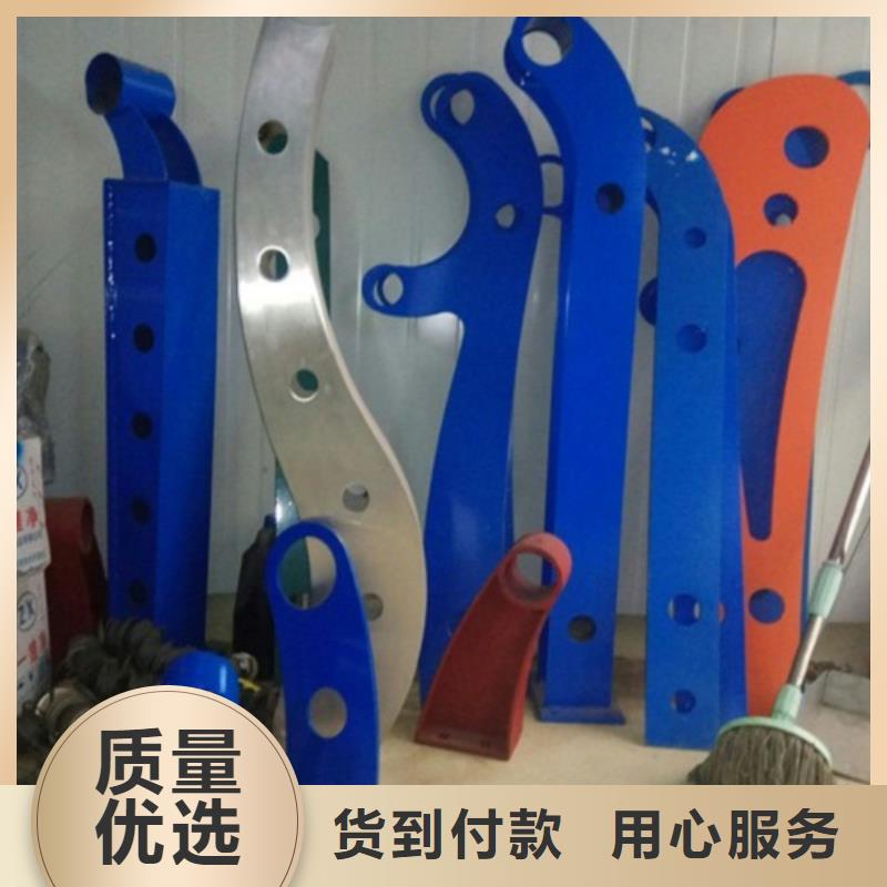 镀锌喷塑钢板立柱施工经验丰富