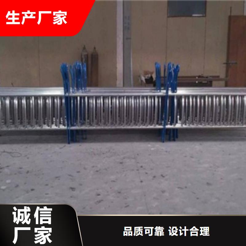 不锈钢碳素钢复合管外形简约