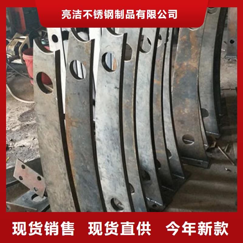 不锈钢桥梁栏杆安装方便