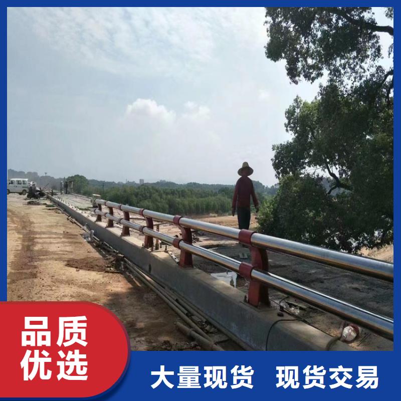 静电喷塑护栏防撞护栏立柱厂家供货及时