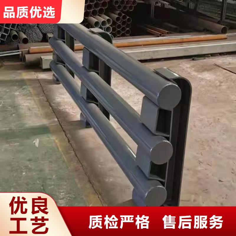 304桥梁两侧灯光护栏直销山东护栏厂家耐用质量好