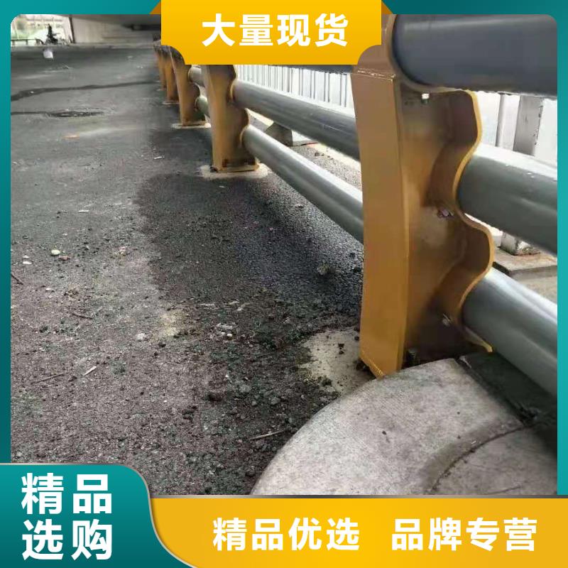 机动车道隔离护栏具有永不锈蚀