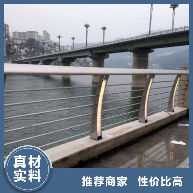 机动车道隔离护栏外形美观