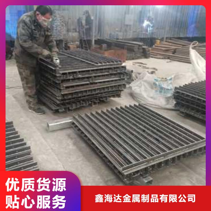 桥梁护栏_镀锌喷塑防撞栏畅销当地