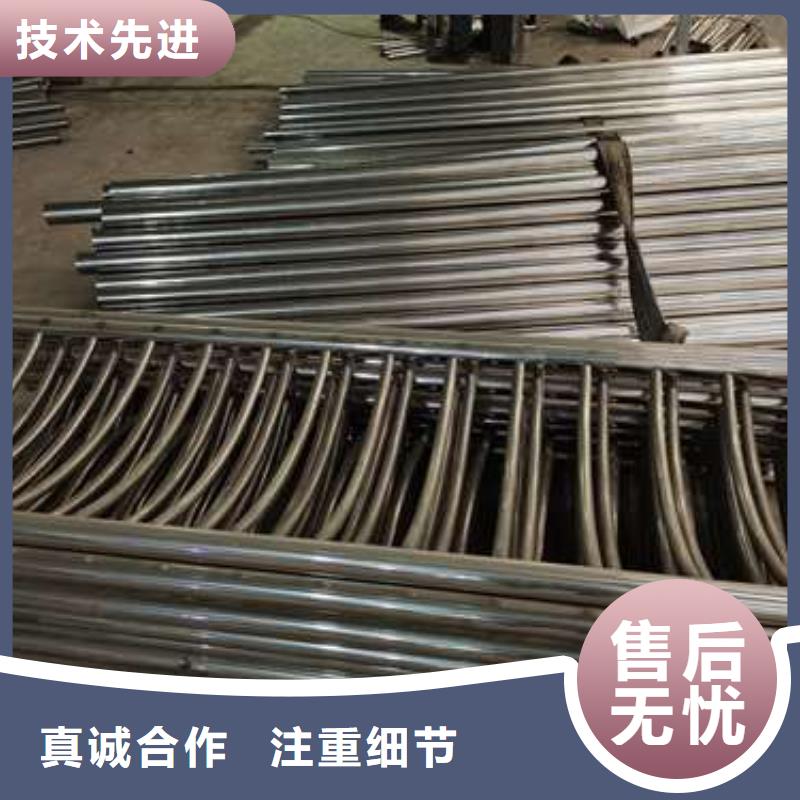 马路防撞护栏多少钱一米