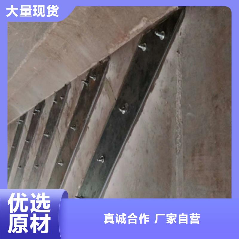 方城县大桥裂缝修补施工(众拓路桥)施工队