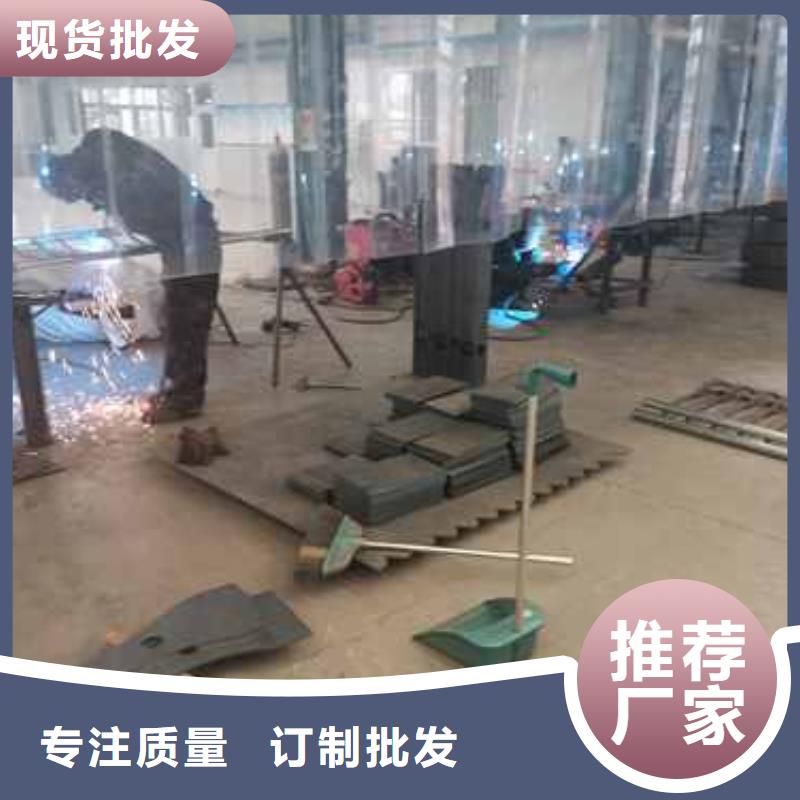 护栏防撞护栏厂专注产品质量与服务