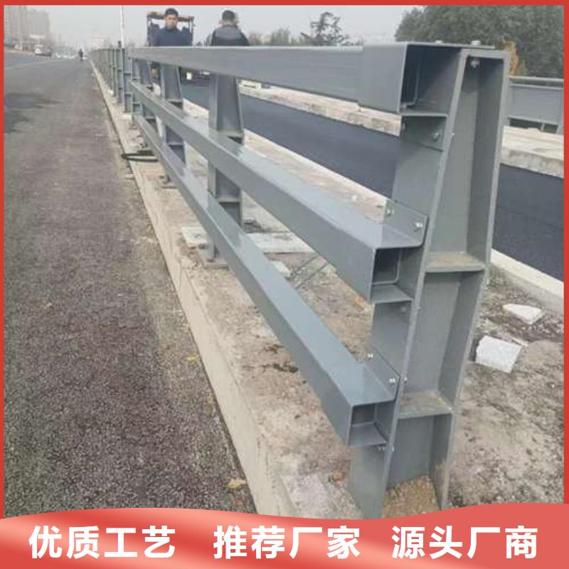 【护栏钢丝绳护栏厂严谨工艺】