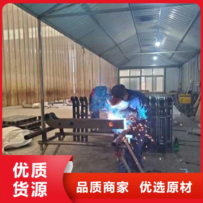 钢丝绳护栏-防撞护栏立柱价格低