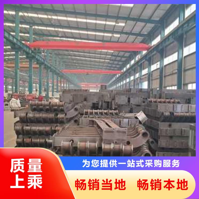 不锈钢碳素钢复合管护栏多年行业积累