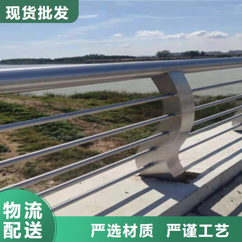 护栏天桥防撞护栏厂家拥有先进的设备