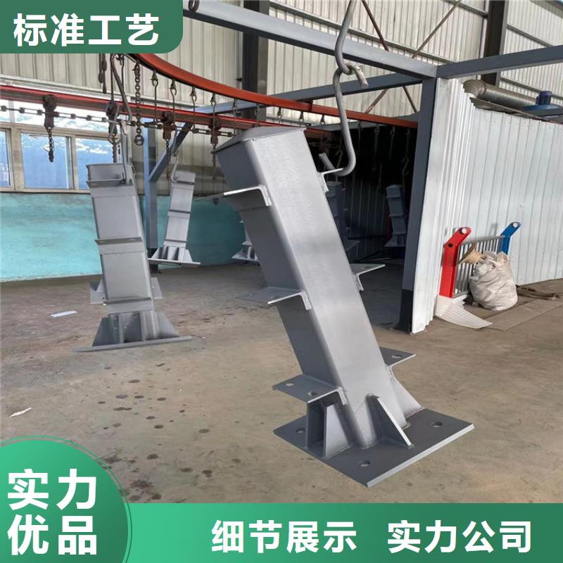 不锈钢桥梁防撞护栏厂家新报价