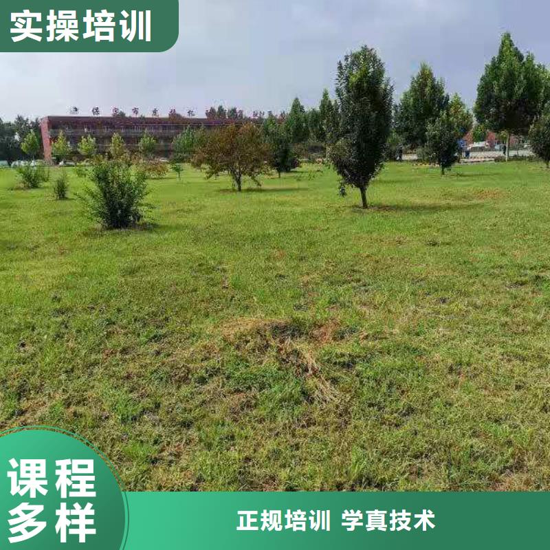 挖掘机培训学校_钩机学校技能+学历