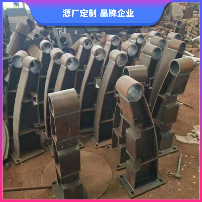 护栏质保一年